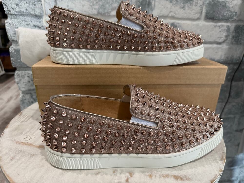 Christian Louboutin Roller Boat Flat Stud Spiked Glitter Nappa Bronze size 39 9w